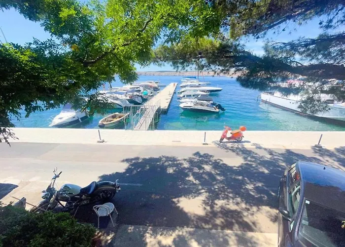 Ani Διαμέρισμα Jadranovo